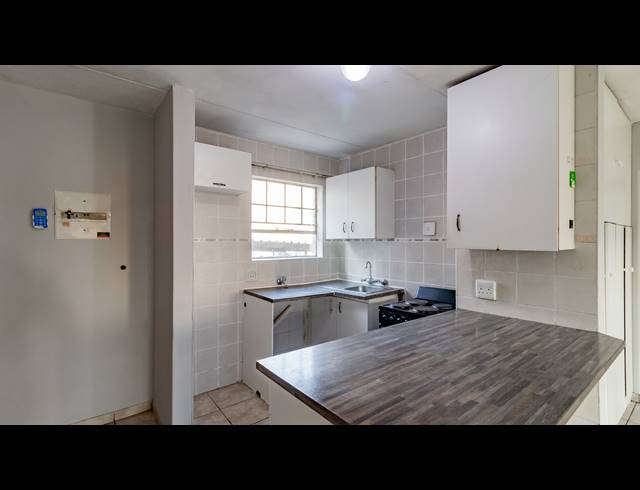 2 BEDROOM APARTMENT FOR SALE IN WELTEVREDEN PARK
